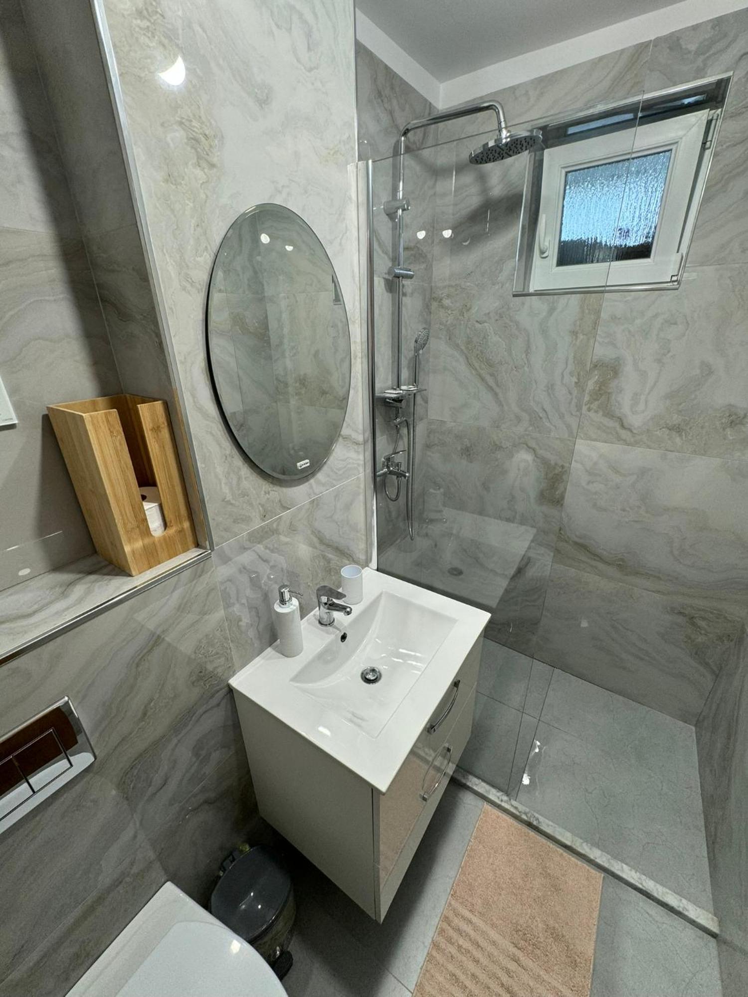 Apartament Central Râmnicu Vâlcea Exteriör bild
