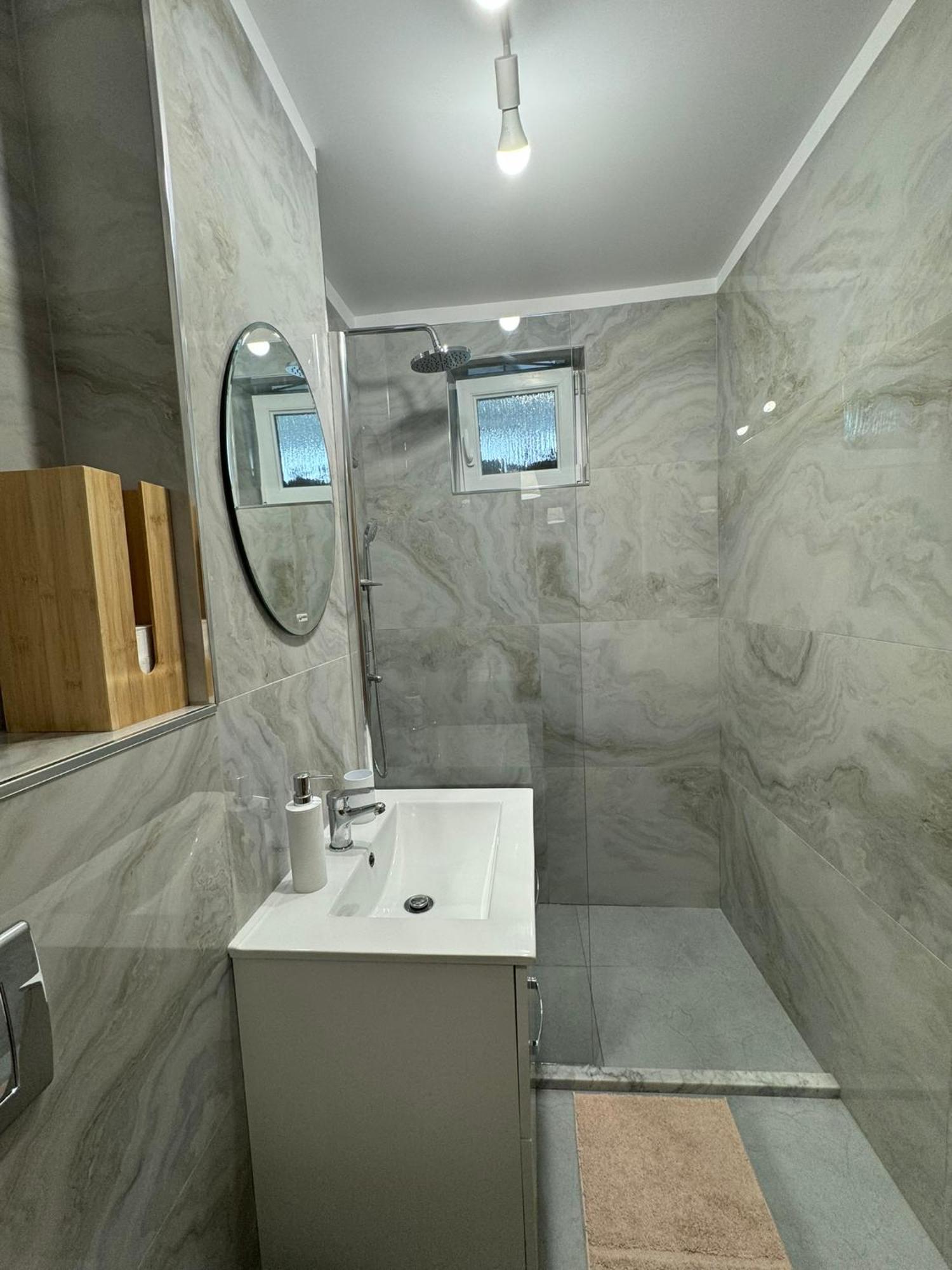Apartament Central Râmnicu Vâlcea Exteriör bild
